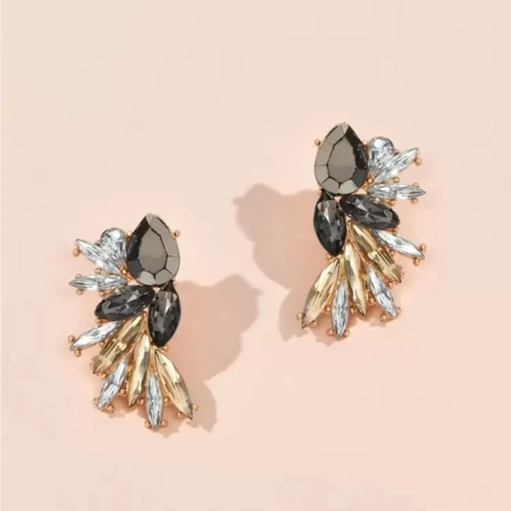 ✨NEW✨  Gold and Silver Fan Statement Earrings with Crystal Accents